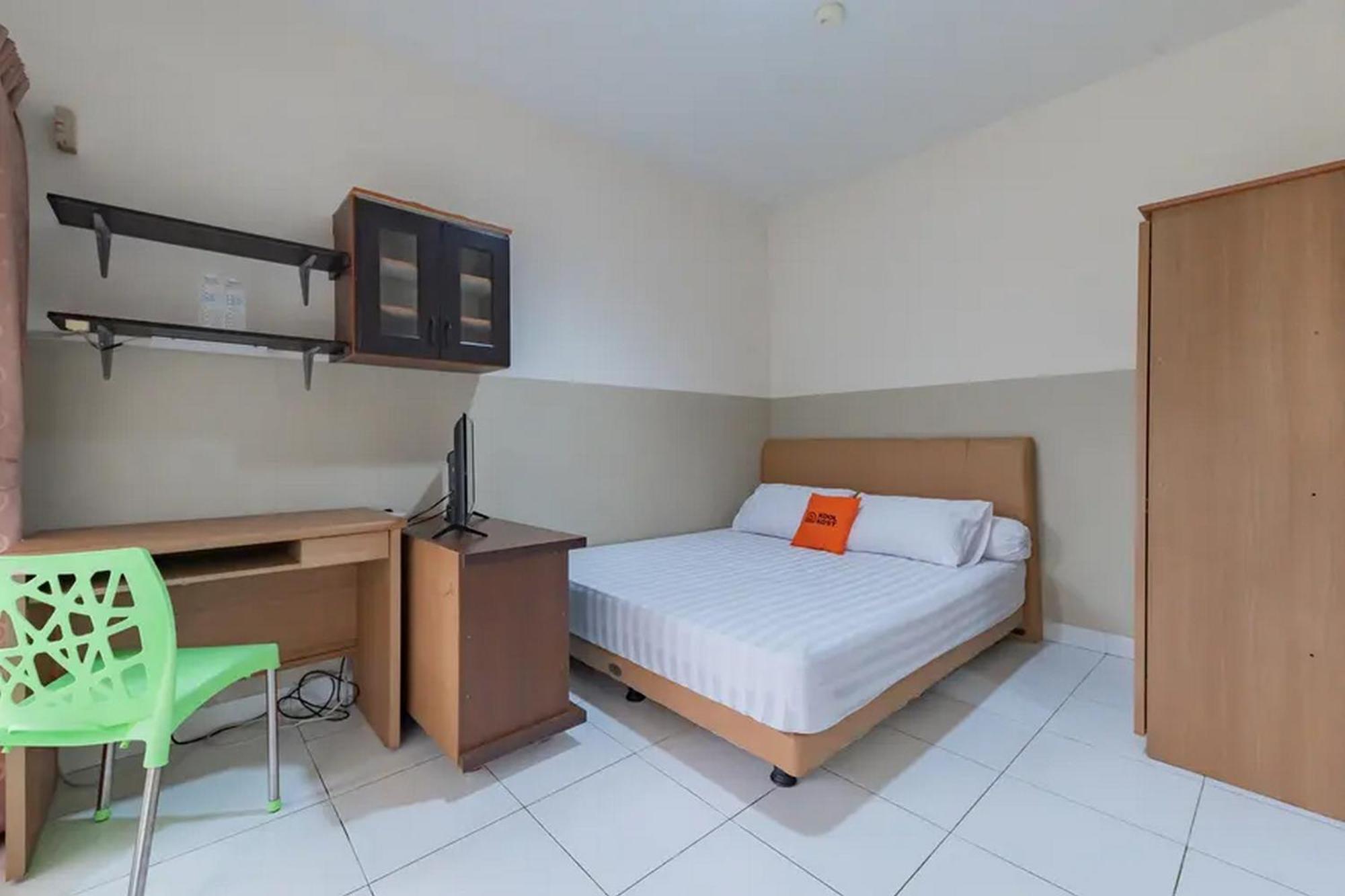 Wisma tamu Koolkost Near Btc Fashion Mall 2 - Minimum 30 Nights