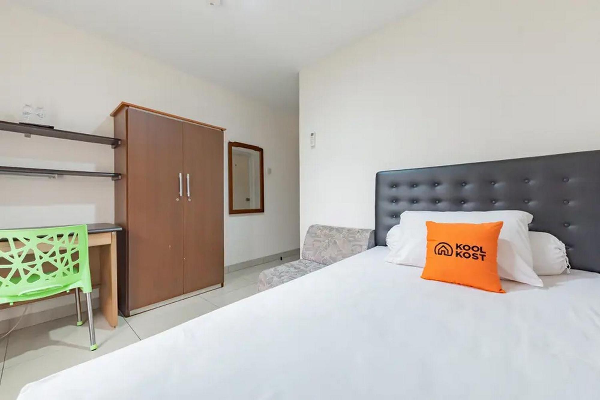 Wisma tamu Koolkost Near Btc Fashion Mall 2 - Minimum 30 Nights