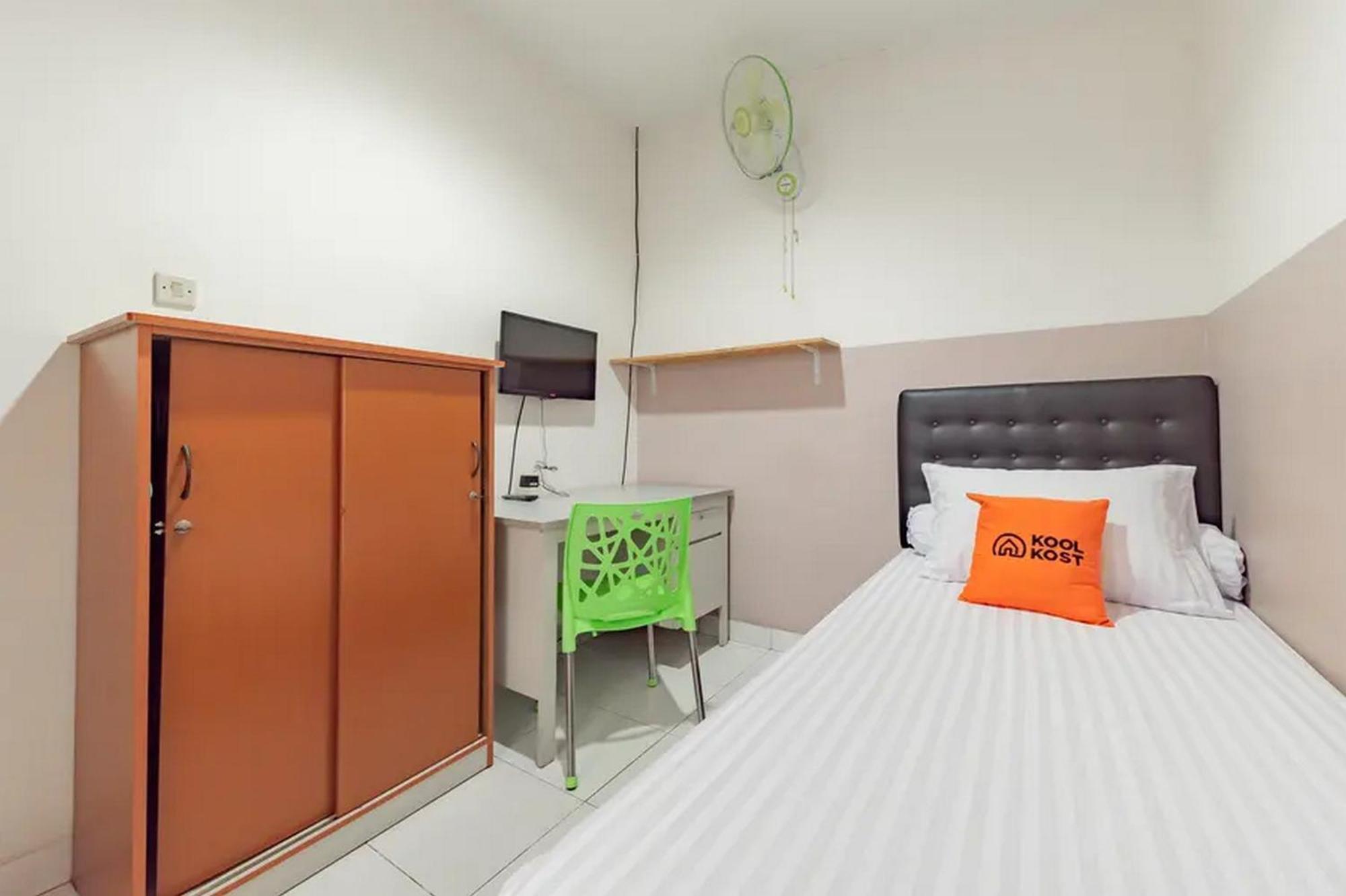 Koolkost Near Btc Fashion Mall 2 - Minimum 30 Nights Wisma tamu 2*